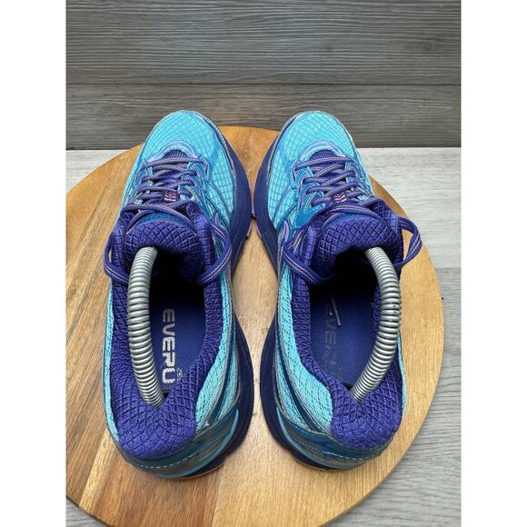 EUC Saucony Women's Guide 9 Running Shoe Blue/Purple/Pink Size 9 - Picture 6 of 11